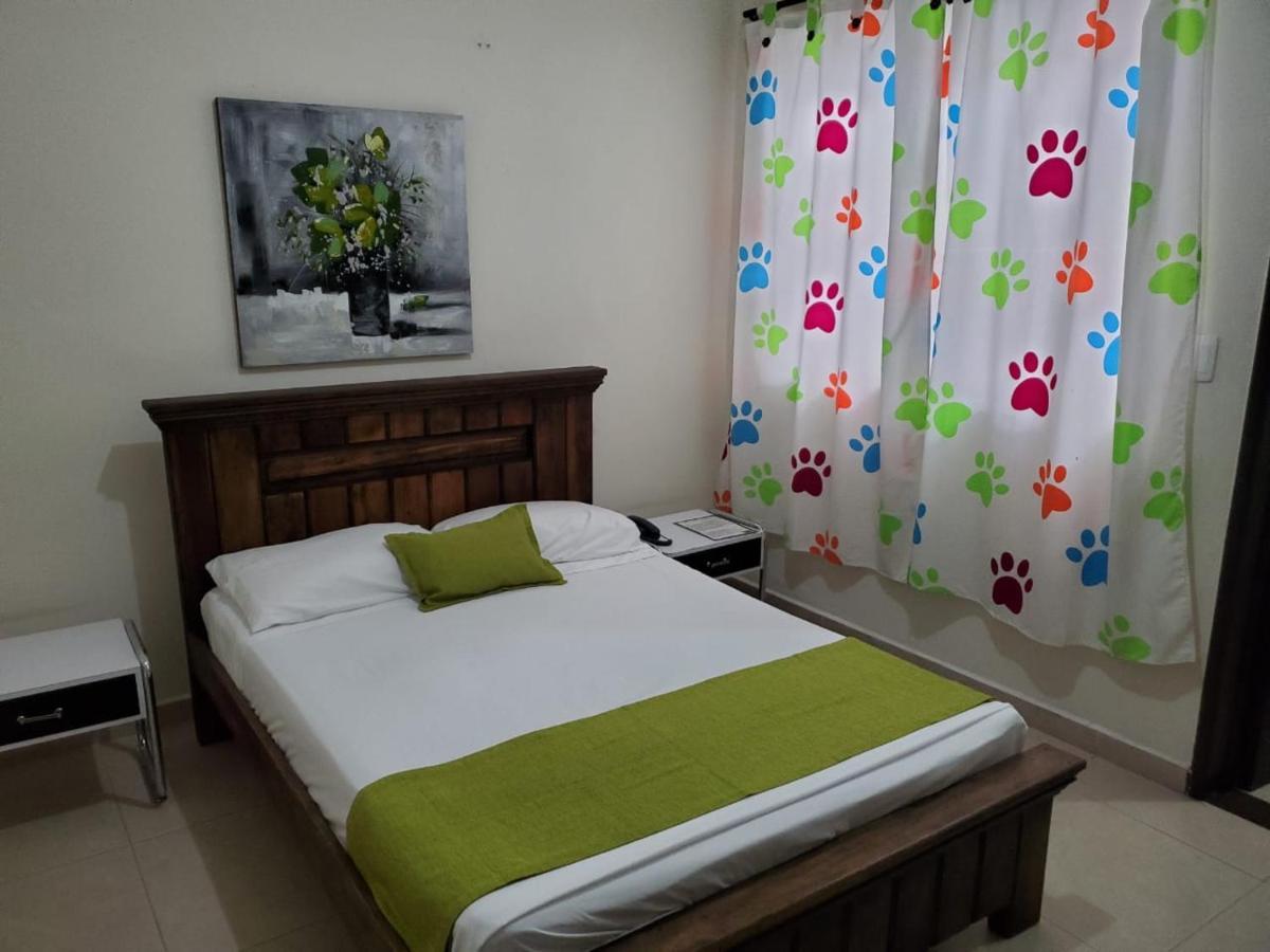 Hotel Cataluna Pereira Eksteriør billede