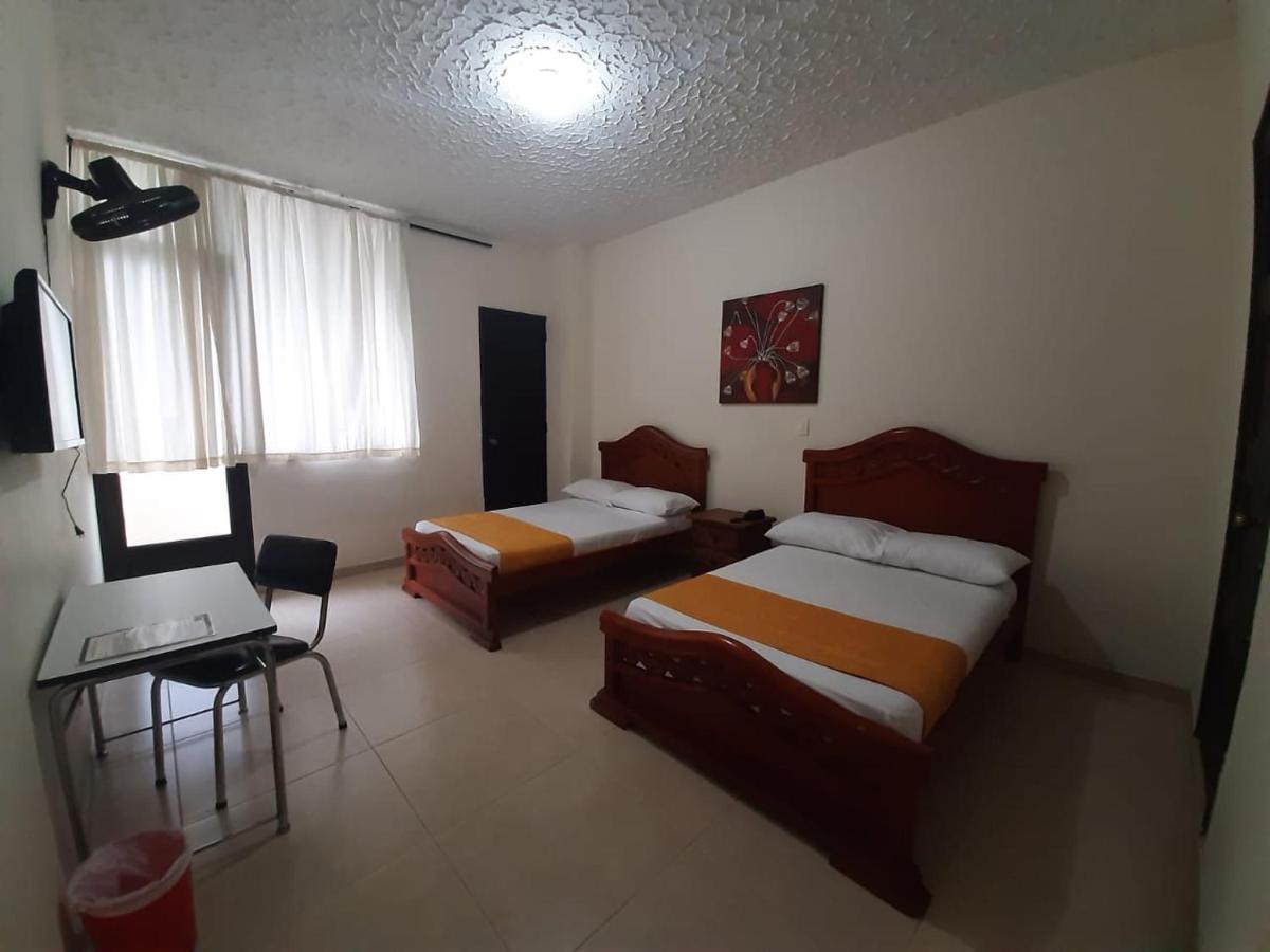 Hotel Cataluna Pereira Eksteriør billede